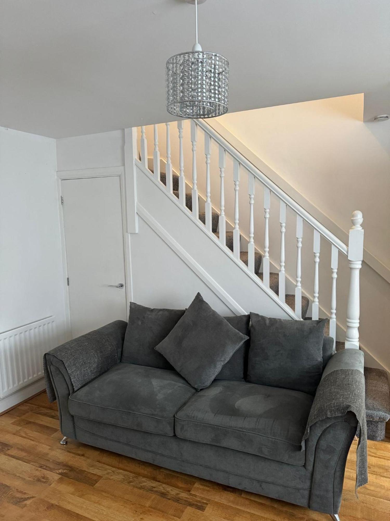 Home Sleeps5-Netflix-Parking-Near City Centre-Etihad-Coop Live مانشستر المظهر الخارجي الصورة